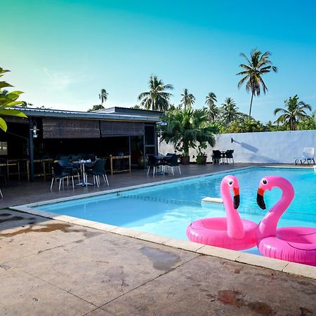 Riverra Inn Langkawi Куах Экстерьер фото
