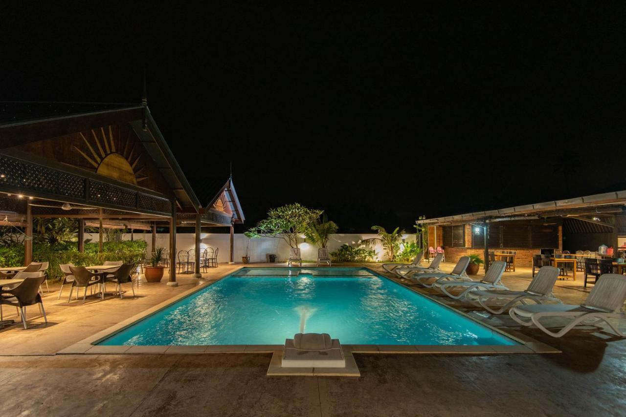 Riverra Inn Langkawi Куах Экстерьер фото