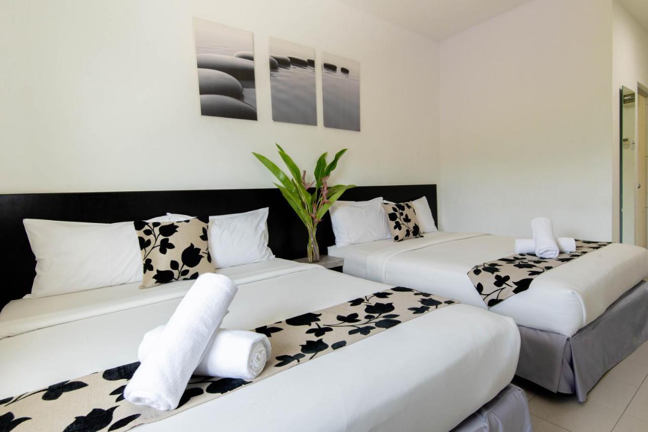 Riverra Inn Langkawi Куах Экстерьер фото