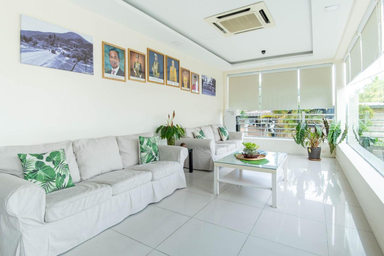 Riverra Inn Langkawi Куах Экстерьер фото