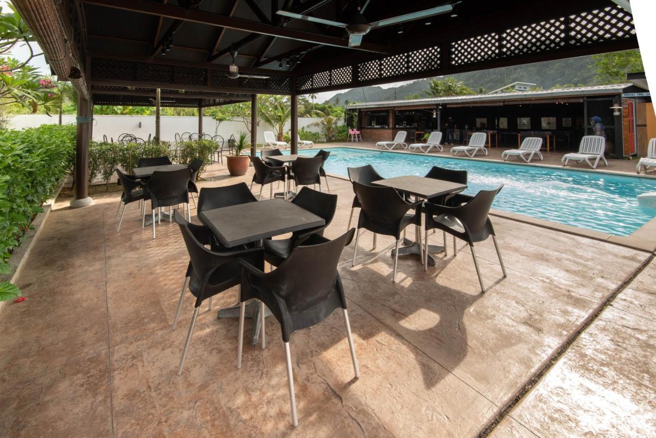 Riverra Inn Langkawi Куах Экстерьер фото