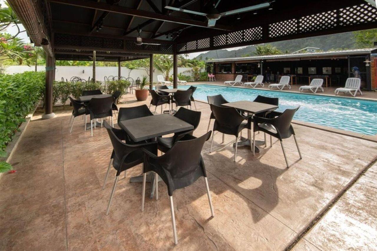 Riverra Inn Langkawi Куах Экстерьер фото