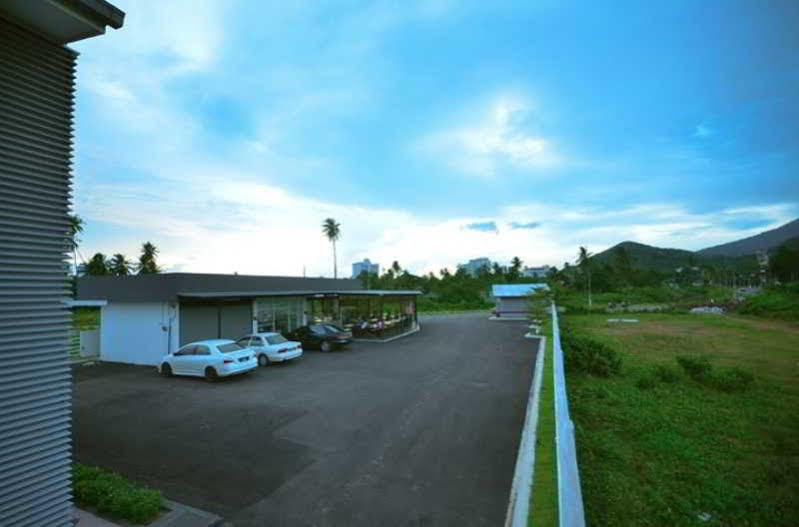 Riverra Inn Langkawi Куах Экстерьер фото
